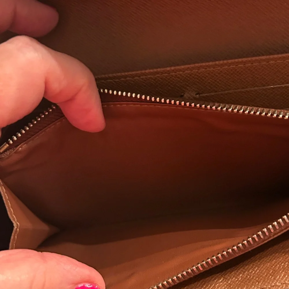 Louis Vuitton Classic Brown Monogram‎ Wallet CA0068